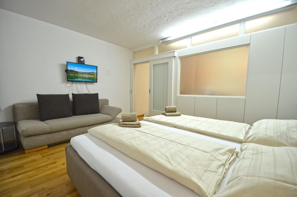 Apartment Zeller Lake & City Centre ツェル アム ゼー 部屋 写真